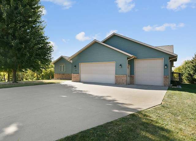 Property at 252 Oak Dr, Eagle Lake, MN 56024, 4 beds, 3 baths