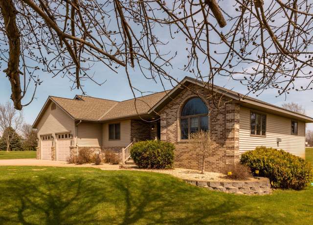 Property at 235 Morning View Rd, Sauk Centre, MN 56378, 4 beds, 3 baths