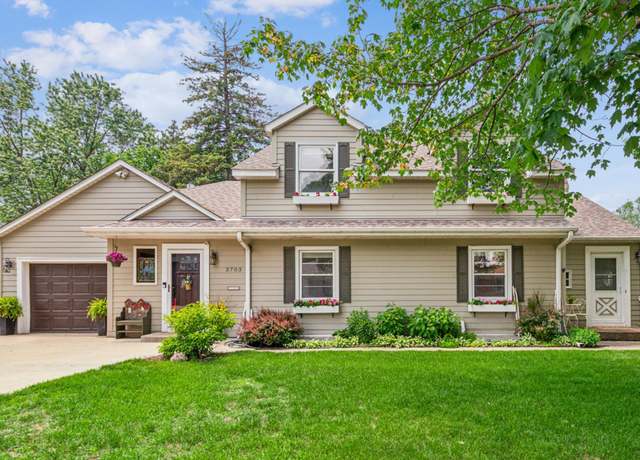 Property at 3703 Beard Ave N, Robbinsdale, MN 55422, 4 beds, 3 baths