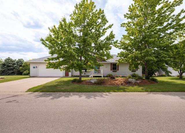 Property at 1215 N Oak St, Lake City, MN 55041, 4 beds, 2 baths