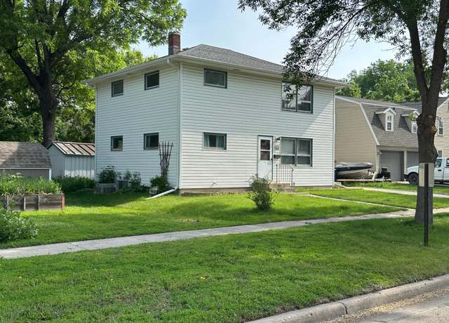 Property at 916 5th Ave N, Moorhead, MN 56560, 5 beds, 3 baths