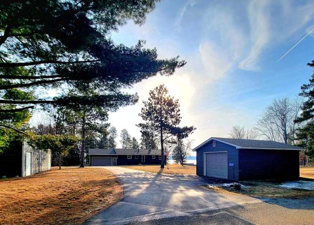 Property at 33732 N Oak Dr, Pequot Lakes, MN 56472, 3 beds, 2 baths