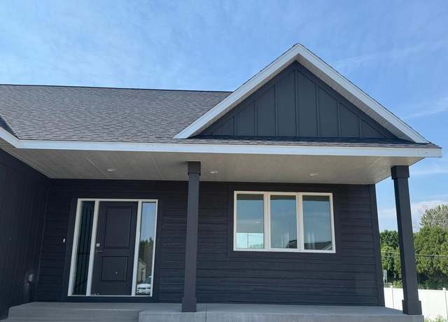 Property at 1945 Spruce Meadows Dr SE, Rochester, MN 55904, 4 beds, 3 baths