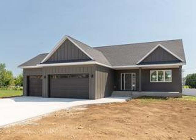 Property at 1945 Spruce Meadows Dr SE, Rochester, MN 55904, 4 beds, 3 baths