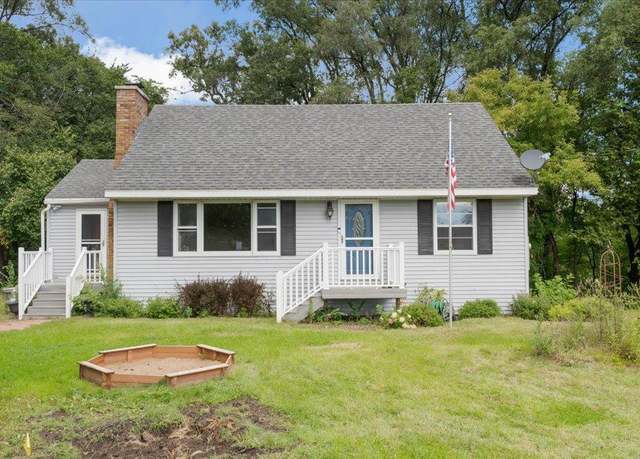 Property at 18646 Yankton St NW, Elk River, MN 55330, 5 beds, 3 baths