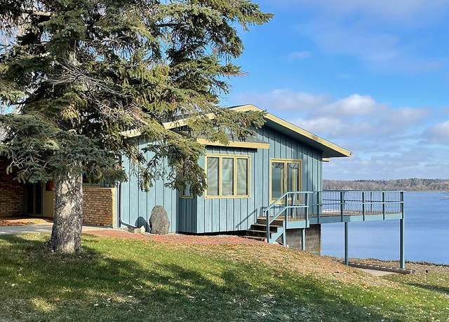 Property at 17850 Cedar Park Loop, Fergus Falls, MN 56537, 3 beds, 2 baths