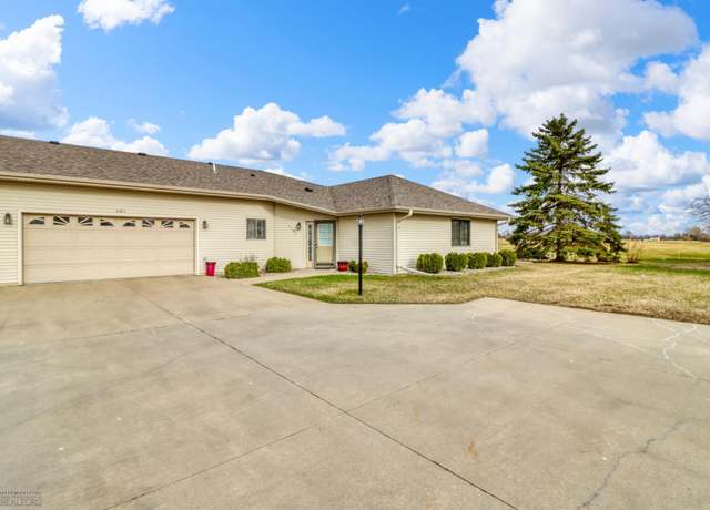 Property at 1101 30th St S, Moorhead, MN 56560, 2 beds, 2 baths