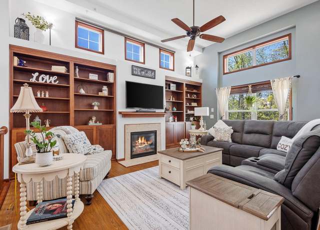 Property at 450 Stonewood Ln, Burnsville, MN 55306, 3 beds, 3 baths