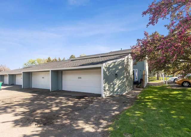 Property at 101 Canabury Ct, Little Canada, MN 55117, 2 beds, 2 baths