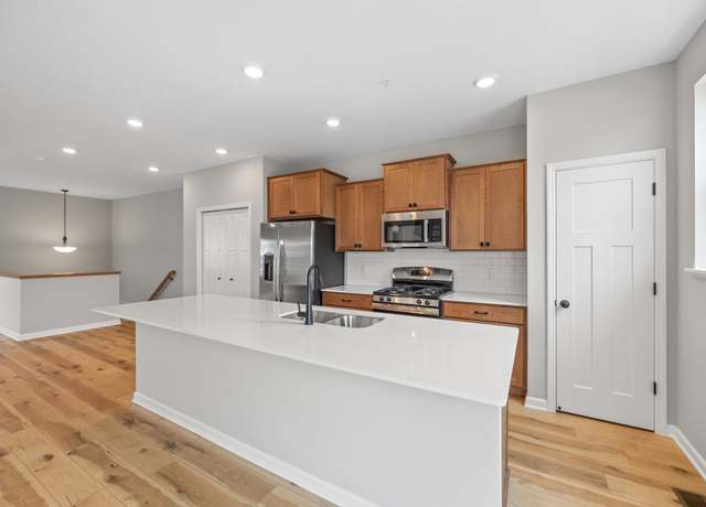 Property at 6750 Wildflower Way, Minnetrista, MN 55331, 3 beds, 3 baths