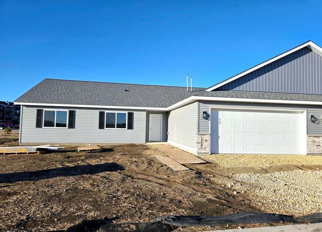 Property at 2015 Clark St, Saint Peter, MN 56082, 3 beds, 2 baths
