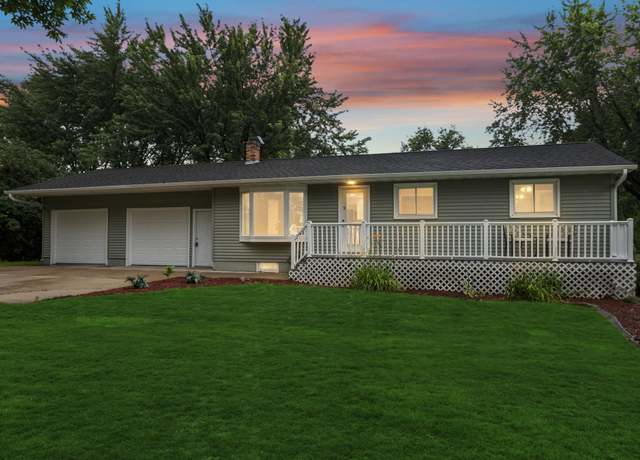 Property at 10050 Darrow Ave NE, Monticello Twp, MN 55362, 4 beds, 2 baths