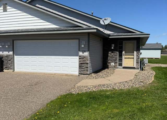 Property at 1136 Hidden Ln, New Richmond, WI 54017, 2 beds, 1 bath