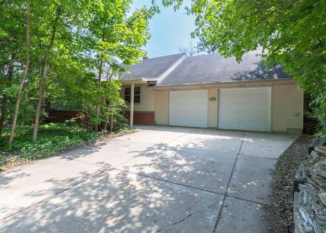 Property at 1700 Case Ave E, Saint Paul, MN 55106, 3 beds, 2 baths