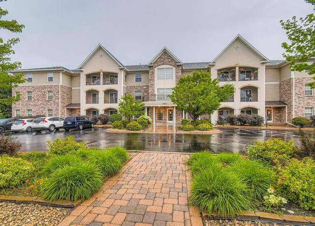 Property at 15570 Linnet St NW Unit 2-305, Andover, MN 55304, 1 bed, 1 bath