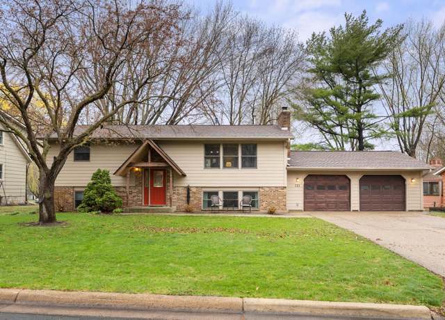 Property at 721 Nixon Ave SE, Watertown, MN 55388, 3 beds, 2 baths