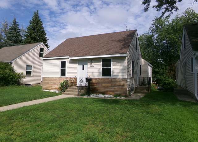 Property at 5921 Xerxes Ave S, Minneapolis, MN 55410, 3 beds, 2 baths