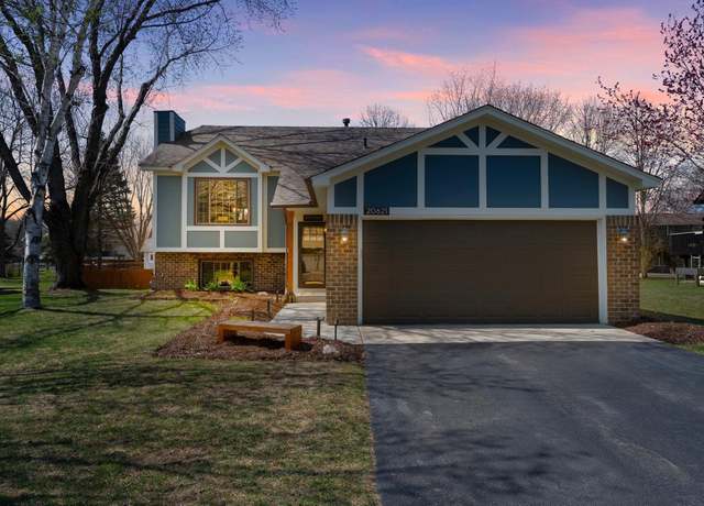 Property at 20621 Jaguar Ave, Lakeville, MN 55044, 4 beds, 2 baths