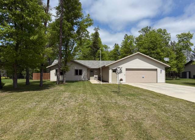 Property at 11884 Joneswood Dr, Baxter, MN 56425, 3 beds, 2 baths
