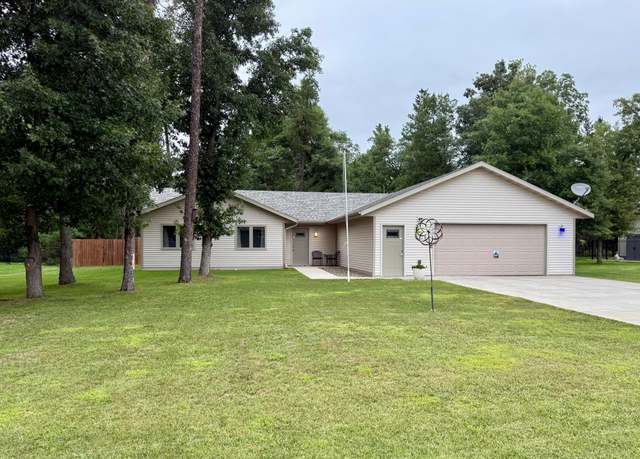 Property at 11884 Joneswood Dr, Baxter, MN 56425, 3 beds, 2 baths