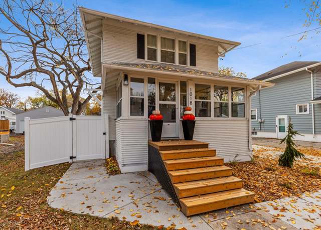 Property at 1018 11th St S, Fargo, ND 58103, 4 beds, 2 baths
