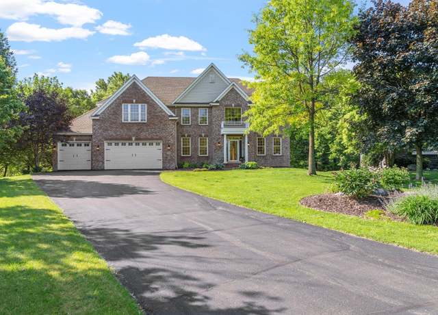 Property at 9256 Gateway Ln, Eden Prairie, MN 55347, 5 beds, 5 baths