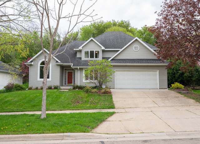 Property at 1972 Fox Valley Dr SW, Rochester, MN 55902, 3 beds, 4 baths