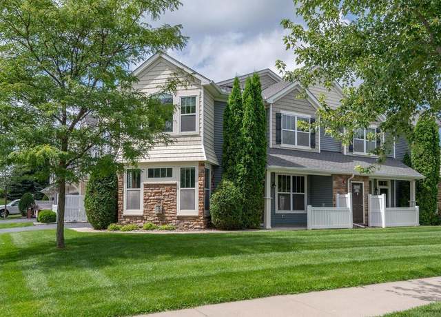 Property at 1952 Commonwealth Blvd #5, Chanhassen, MN 55317, 3 beds, 3 baths