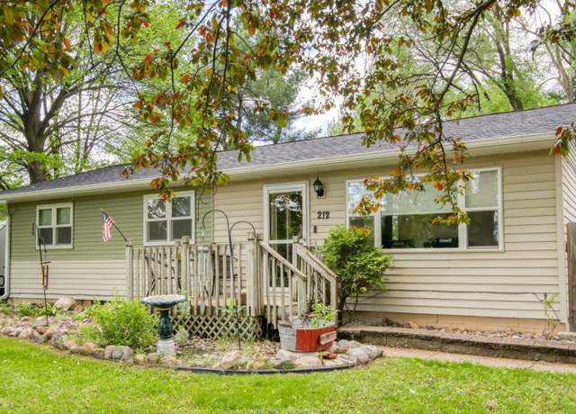 Property at 212 Mound Park Dr, Elk Mound, WI 54739, 4 beds, 2 baths