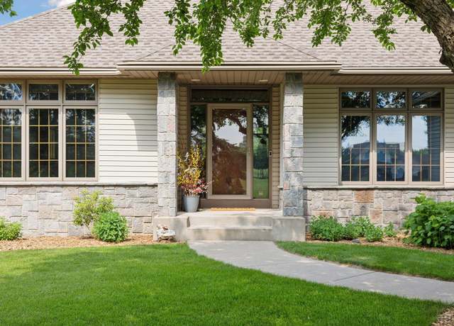 Property at 2618 Imperial Ave N, Lake Elmo, MN 55042, 3 beds, 3 baths