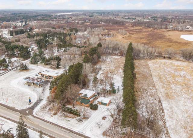 Property at 3301 Viking Blvd NE, East Bethel, MN 55092, 5 beds, 7 baths