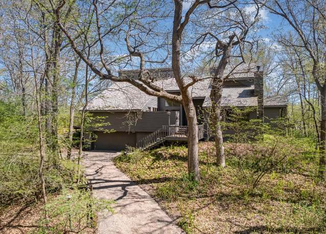 Property at 6 Crocus Ln, North Oaks, MN 55127, 5 beds, 6 baths