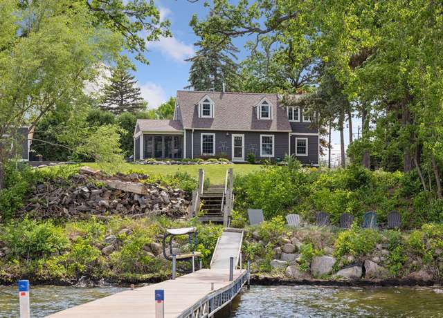 Property at 5275 W Bald Eagle Blvd, White Bear Lake, MN 55110, 2 beds, 3 baths