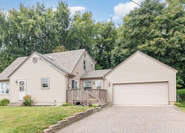 Property at 150 Loretto St, Loretto, MN 55357, 5 beds, 2 baths