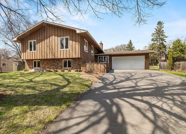 Property at 10223 Rich Cir, Bloomington, MN 55437, 5 beds, 2 baths