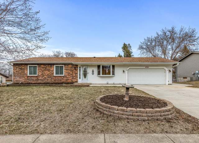 Property at 4725 141st St W, Apple Valley, MN 55124, 4 beds, 2 baths
