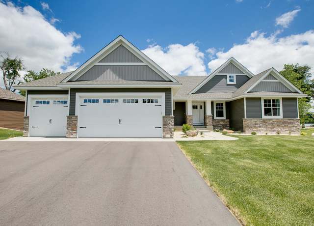 Property at 26433 Hunter Ave, Wyoming, MN 55092, 4 beds, 3 baths