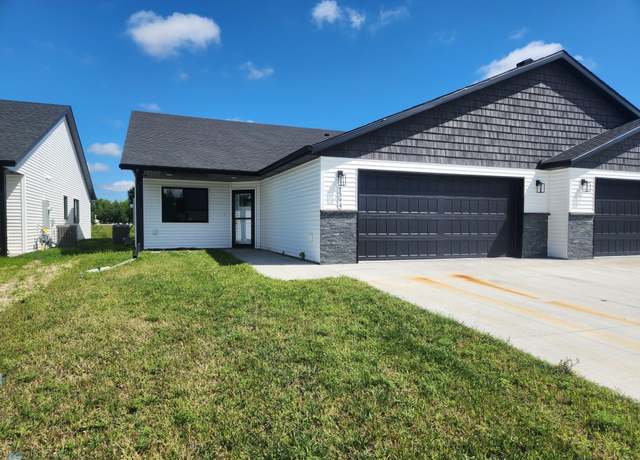 Property at 1394 Prairie Ln, Wahpeton, ND 58075, 2 beds, 2 baths