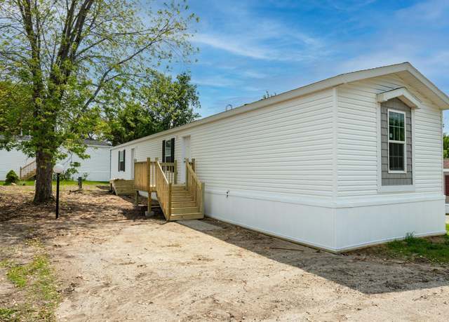 Property at 215 N Mckay Ave #59, Alexandria, MN 56308, 3 beds, 2 baths