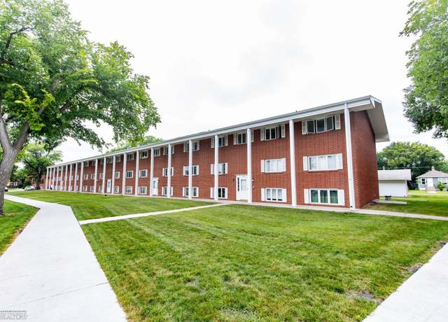 Property at 801 6th Ave N Unit E20, Fargo, ND 58102, 2 beds, 1 bath