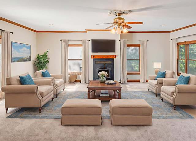 Property at 11581 Noon Dr, Dayton, MN 55327, 4 beds, 4 baths