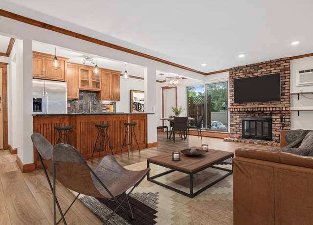 Property at 4424 Cedar Lake Rd S #4, Saint Louis Park, MN 55416, 2 beds, 2 baths