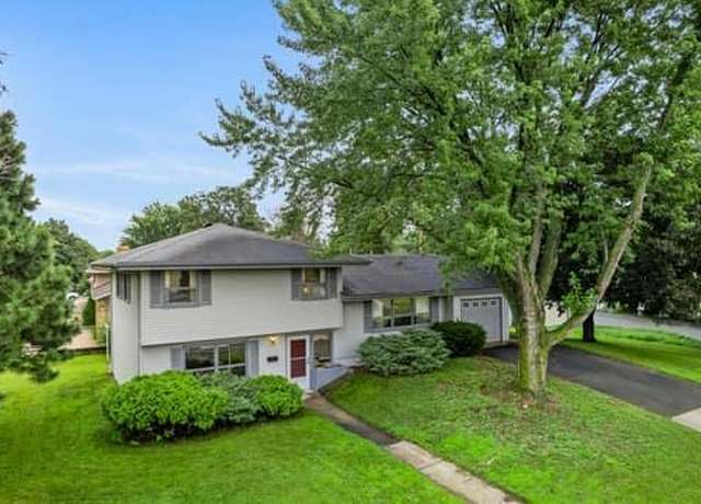 Property at 6410 Xerxes Ave N, Brooklyn Center, MN 55430, 3 beds, 2 baths