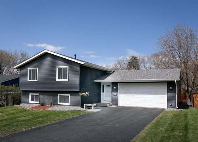 Property at 3326 Balsam St SW, Prior Lake, MN 55372, 4 beds, 2 baths