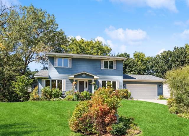 Property at 567 Lakewood Dr S, Maplewood, MN 55119, 4 beds, 3 baths