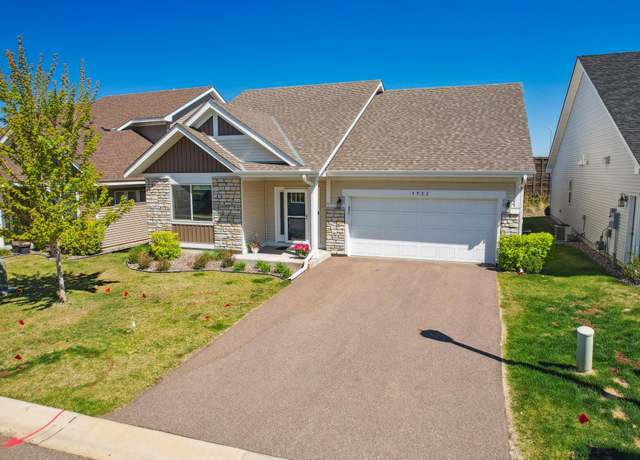 Property at 4922 93rd Way N, Brooklyn Park, MN 55443, 2 beds, 2 baths