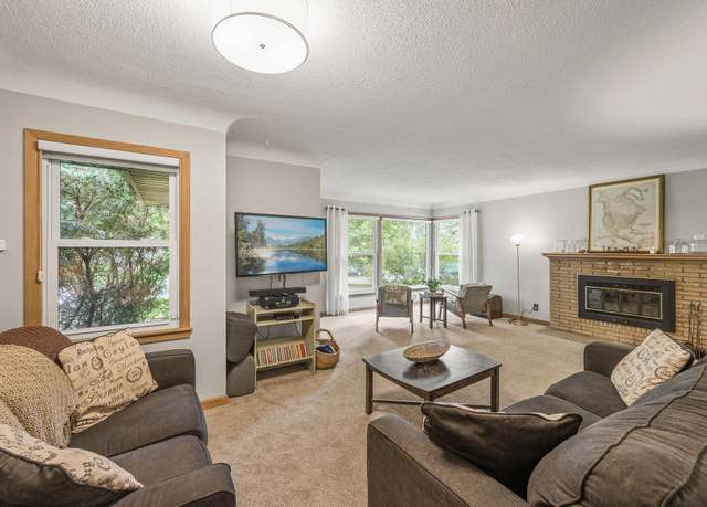 Property at 3912 Jersey Ave N, Crystal, MN 55427, 3 beds, 2 baths
