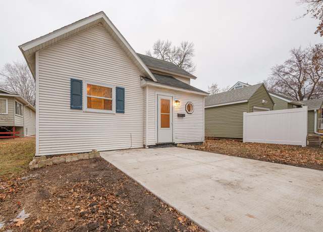 Property at 723 Ivy Ln SE, Hutchinson, MN 55350, 2 beds, 1 bath