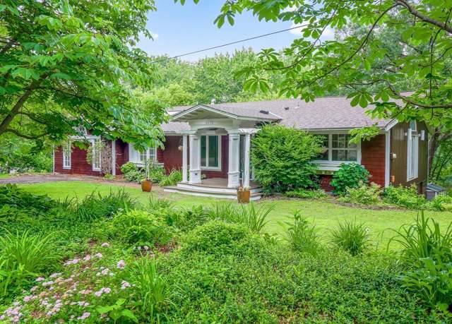Property at 5076 Woodgate Ct, Minnetonka, MN 55345, 4 beds, 4 baths
