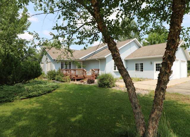 Property at 2607 Forest View Dr NE, Bemidji, MN 56601, 4 beds, 4 baths